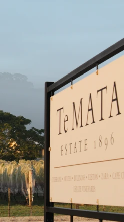 Te Mata Estate ′Awatea′ Cabernets/Merlot 2017, Hawke′s Bay -Liquor Sale Store 0030391 0